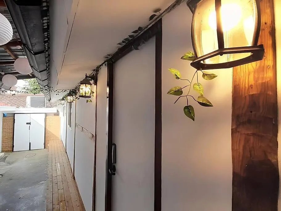Privatunterkunft New Hanok Seoul Südkorea
